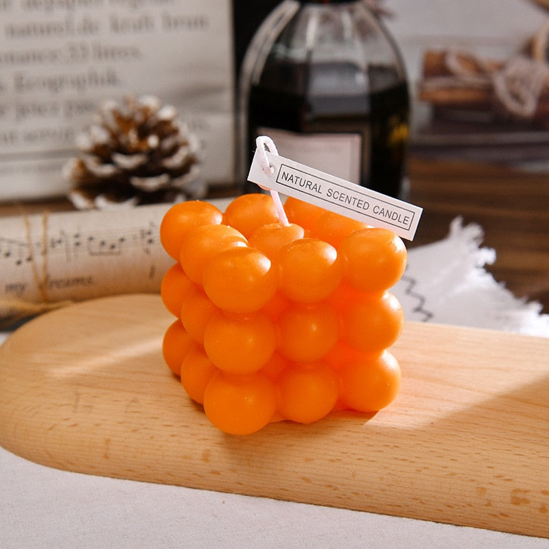 BowLift | BubbleGlow Candle | Complete your interior with this beautiful and trendy candle