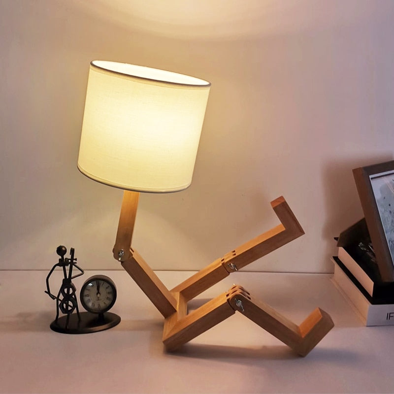 Thinker Wooden Robot Modern Night Lamp | Bowlift