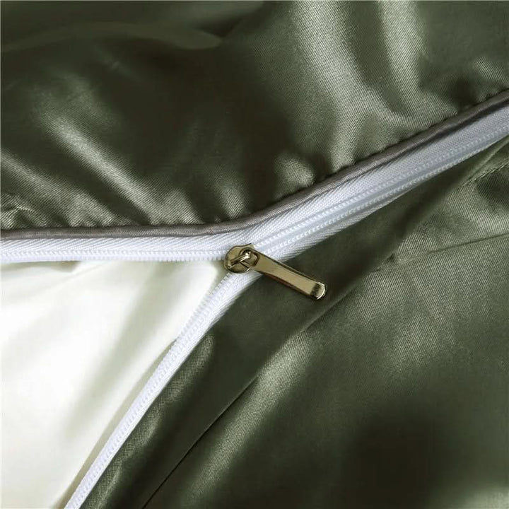 BowLift | Luxurious silk duvet cover for elegant sleep comfort