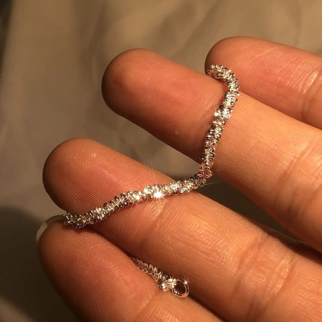 BowLift | Timeless bracelet made of sterling silver – A special gift for her