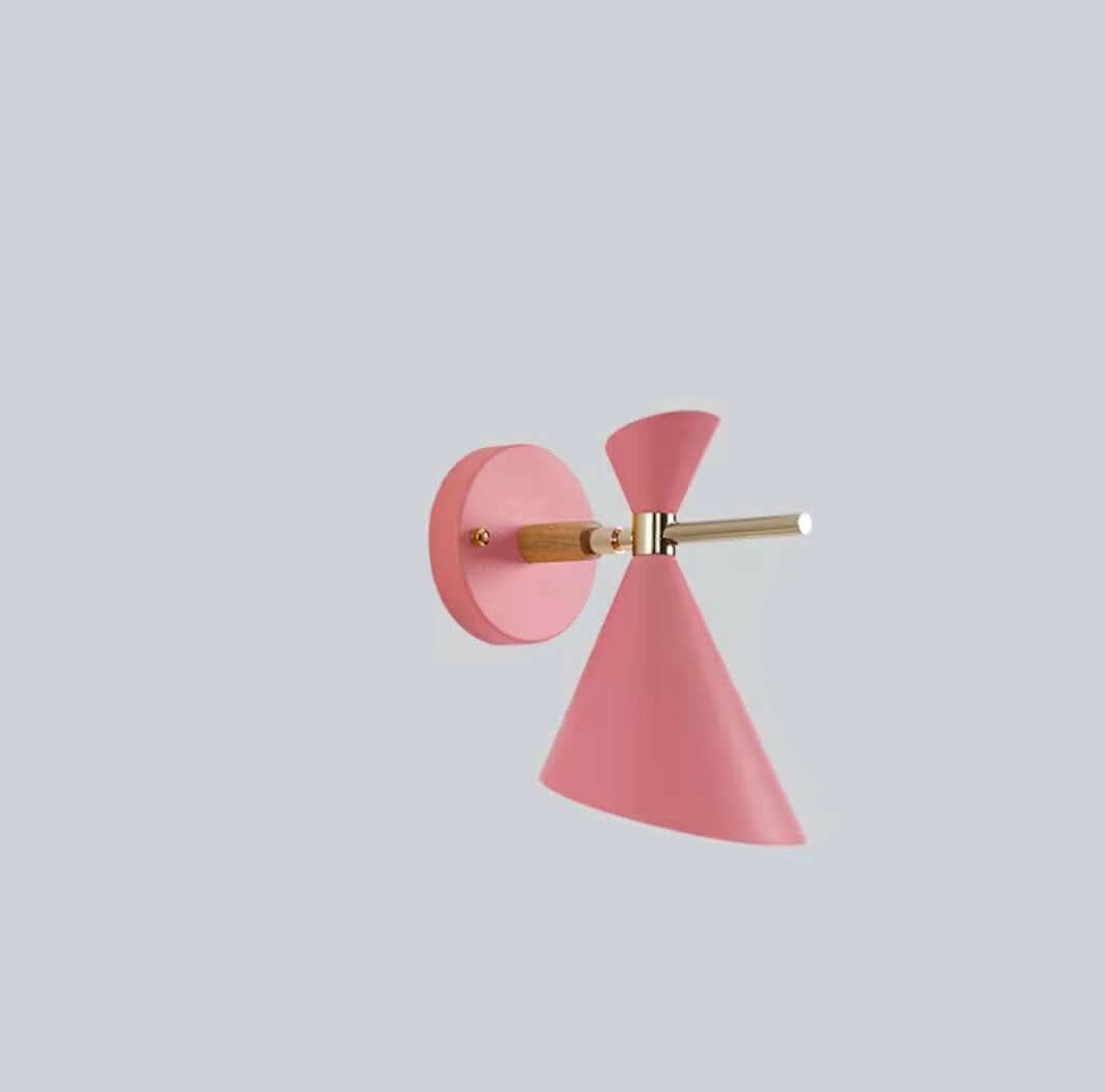 BowLift | Minimalist Wall Light – Modern Horn Design Lamp