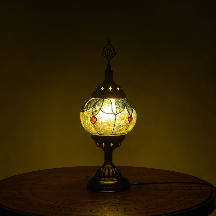 BowLift | Traditional Tiffany romantic oval iron enameled 1-light table lamp for the bedroom