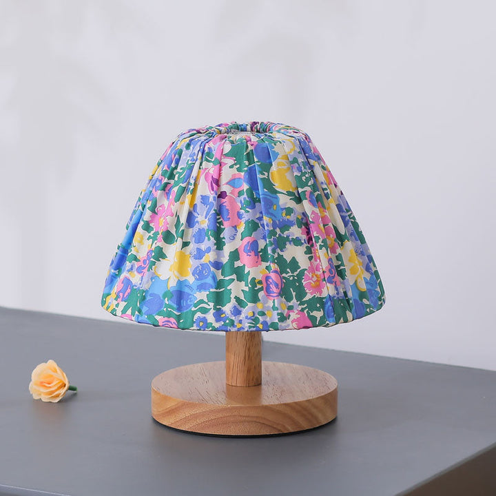 BowLift | Modern Minimalist Creative Iron Flower Shape 1-Lamp Table Lamp