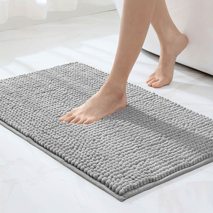 BowLift | Chenille Bath Mat with Non-Slip Backing