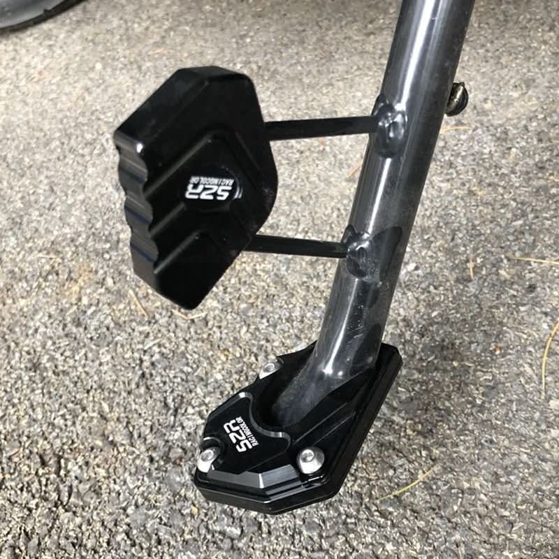 BowLift | Anti-Sink Motorcycle Stand Pad for Stable Parking