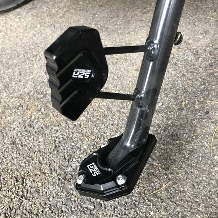 BowLift | Anti-Sink Motorcycle Stand Pad for Stable Parking