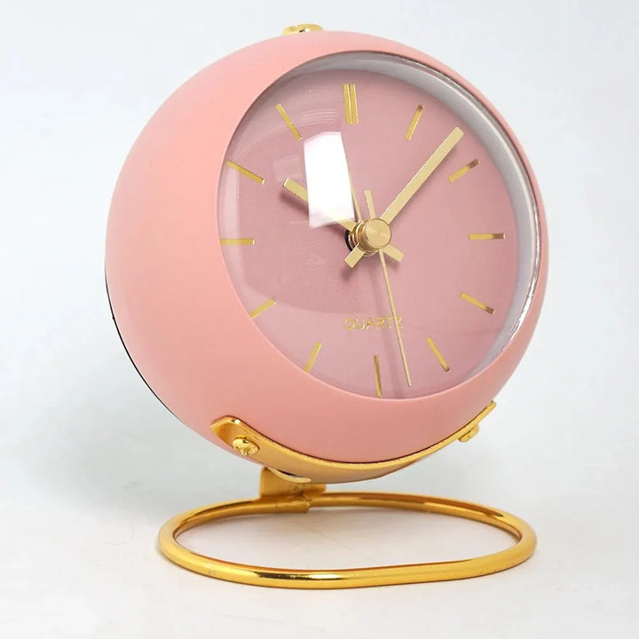 Minimalistic Scandinavian Desk Clock with Silent Quartz Movement | Bowlift
