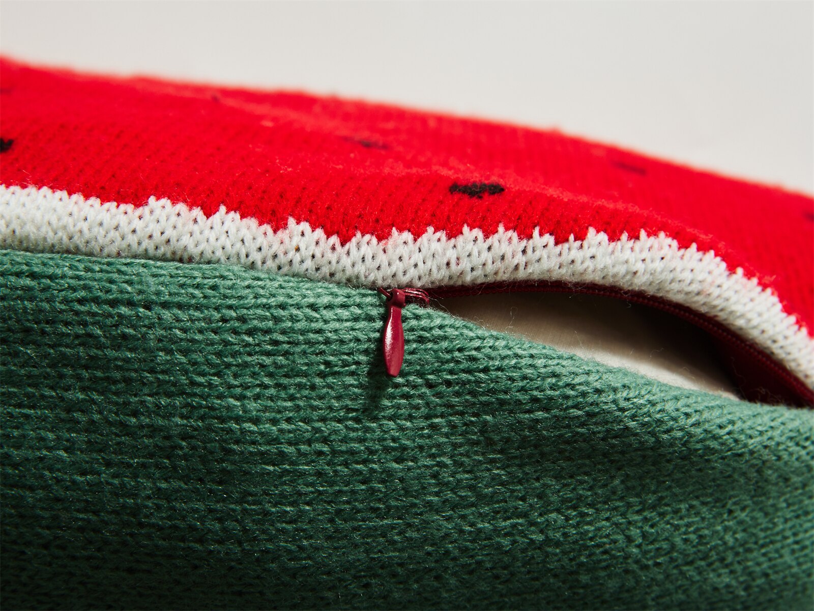 BowLift | Fruit cushion