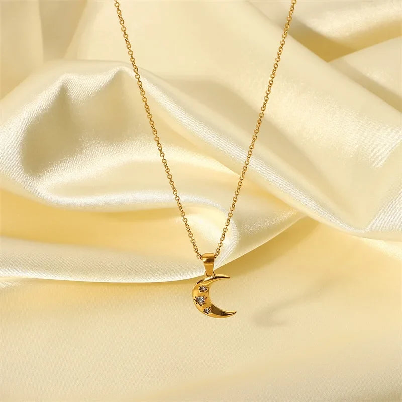 BowLift | 18k Diamond Adorned Crescent Moon Necklace