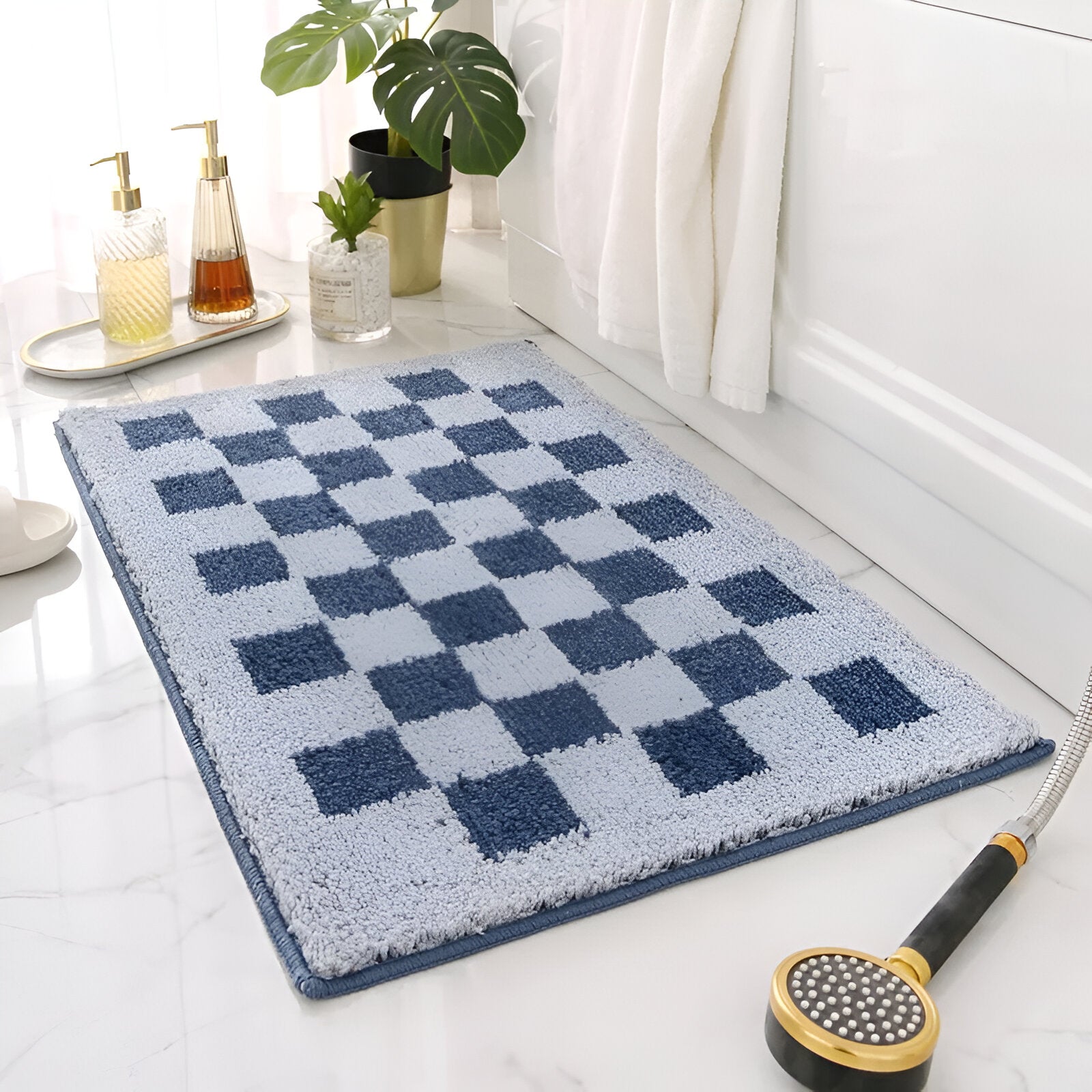 BowLift | Plush Checkered Bath Mat