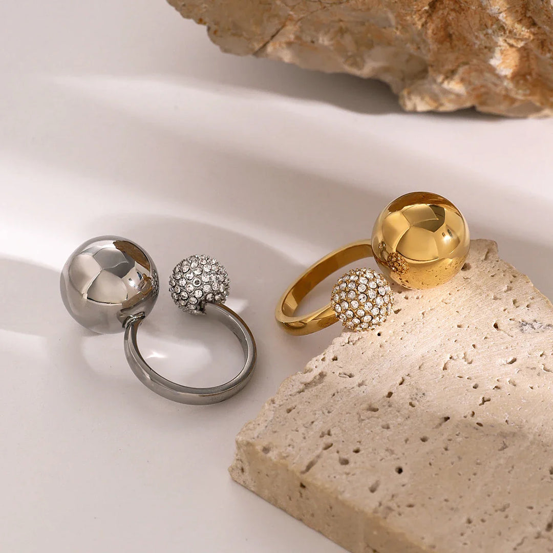BowLift | Asymmetric Diamond Accented Sphere Ring