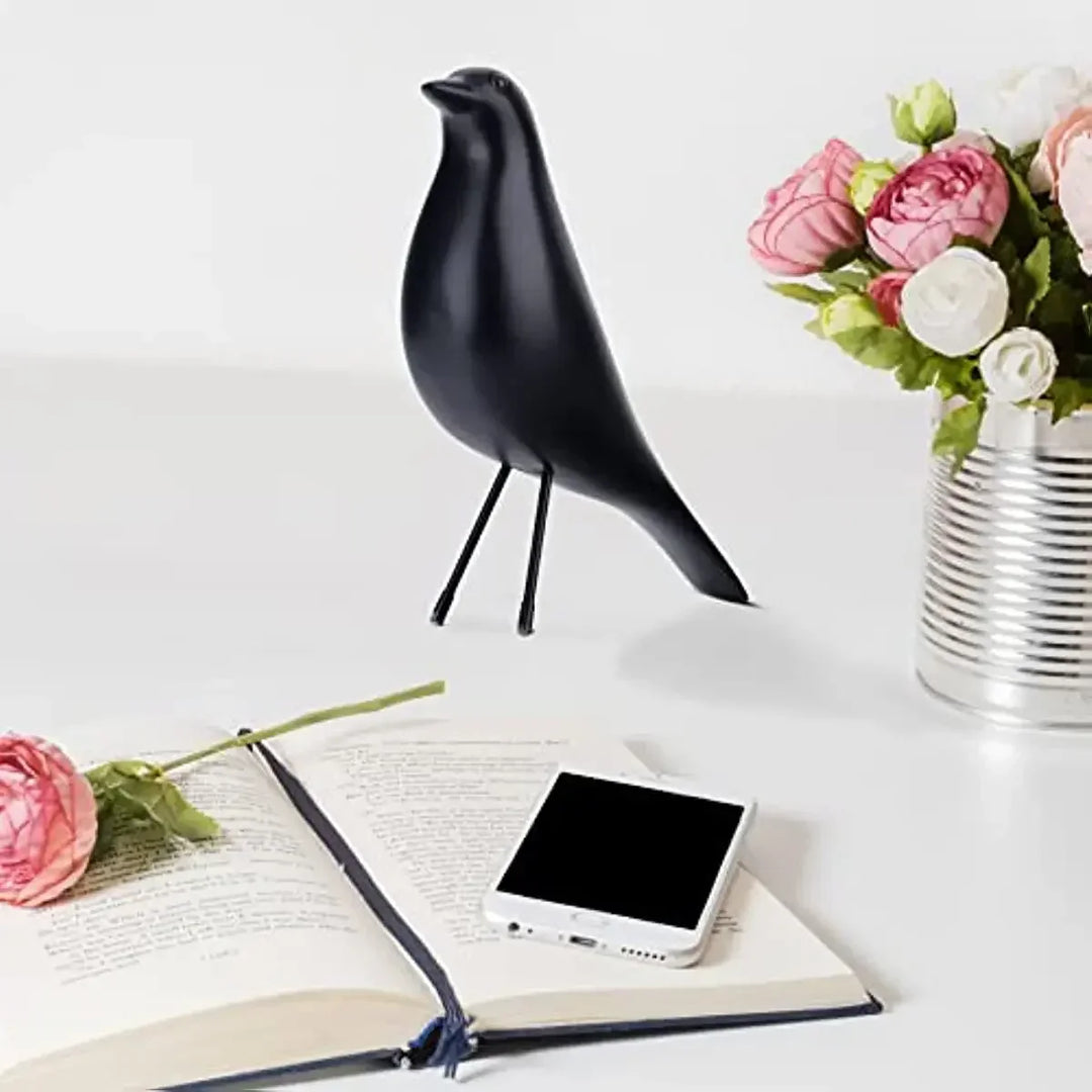 BowLift | Modern Bird Statue made of Resin