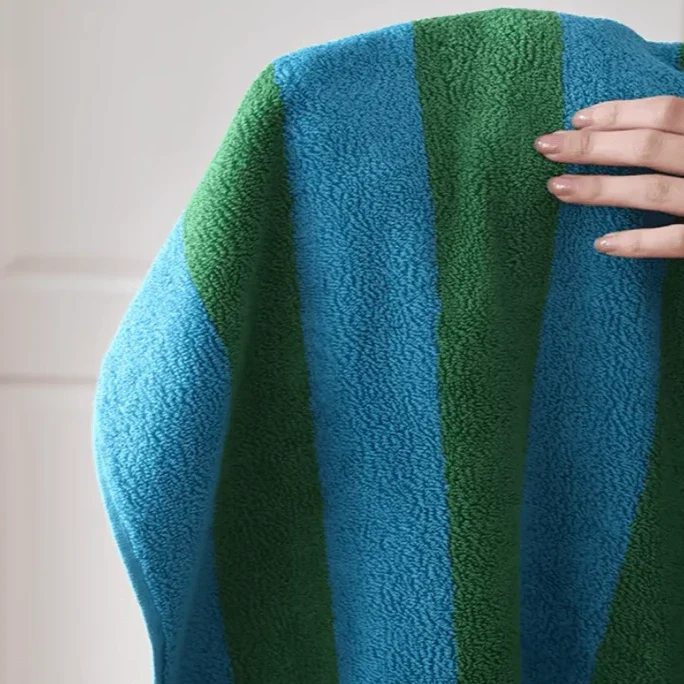 BowLift | Retro Stripes Towel (Chunky)