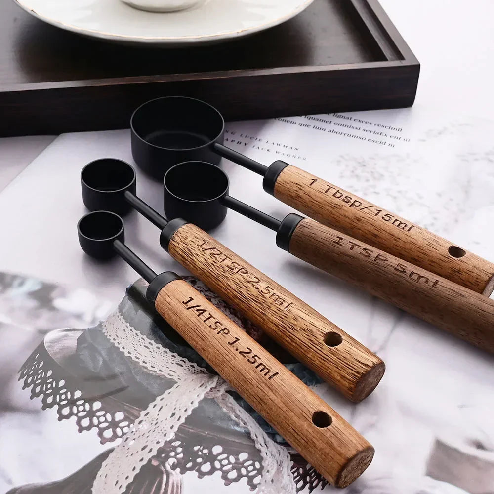 BowLift | Lyra Measuring Cups & Spoon Set