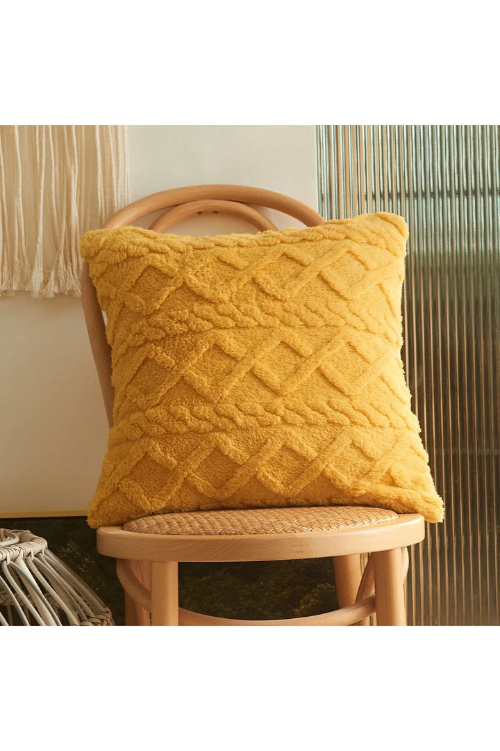Plush Modern Pillowcase | Bowlift
