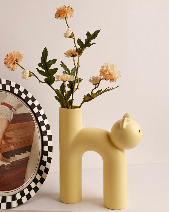 Ceramic Cat Vase | Bowlift