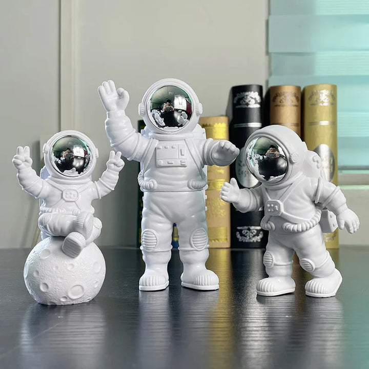 BowLift | Measure time in the company of a cosmic hero