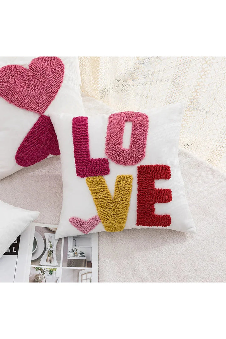 Plush Valentine's Day Pillowcase | Bowlift