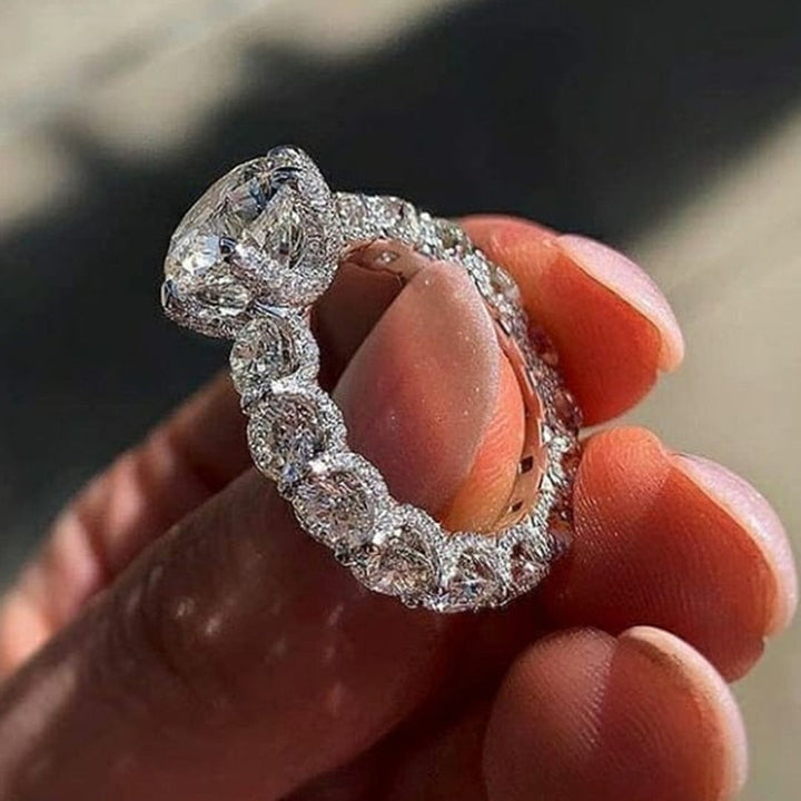 BowLift | Timeless Gift Gem Shiny Silver Ring