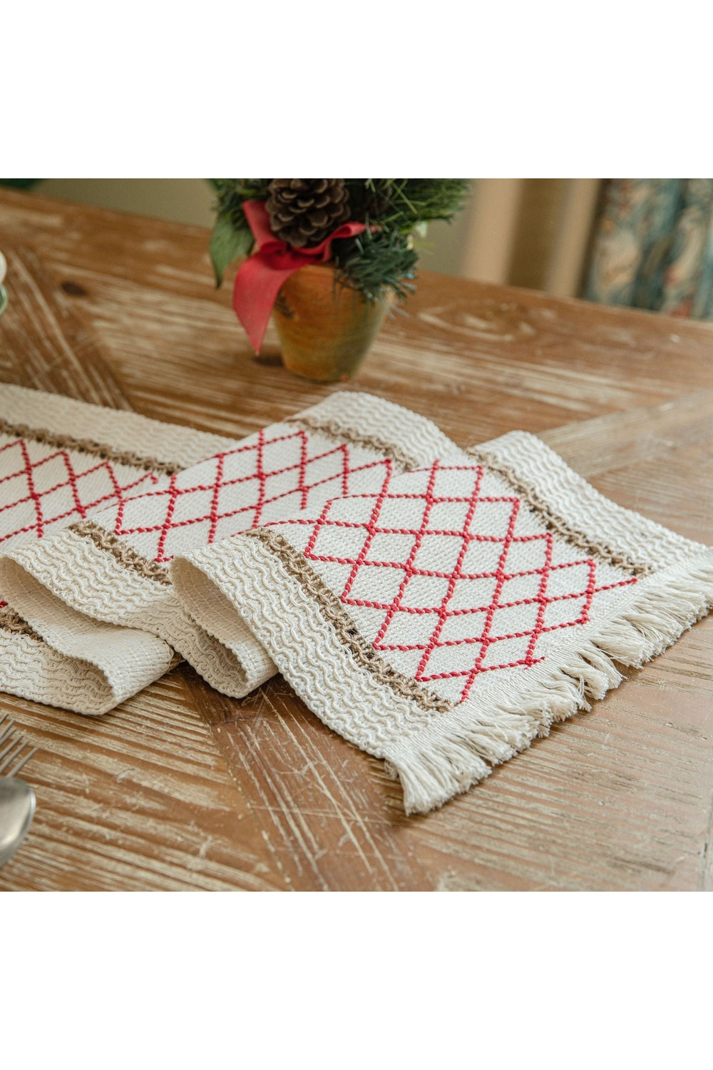 Table Runner - Light Academia | Bowlift