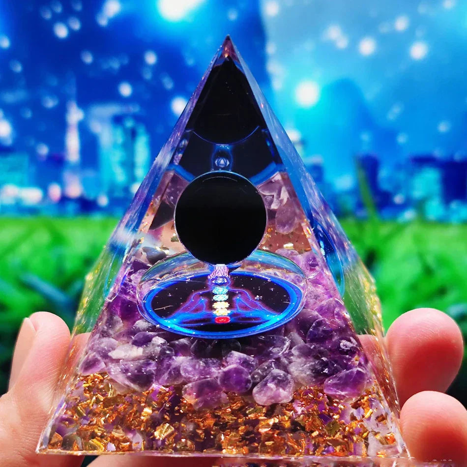 BowLift | Orgonite Pyramid with Amethyst Pendulum – Energy, Protection and Decoration