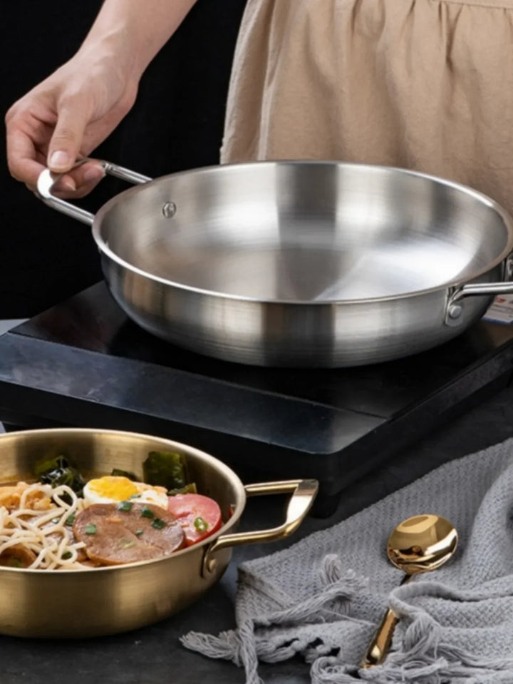 GastroPan – Stainless Steel Sauce & Paella Pan with Handle Bowlift
