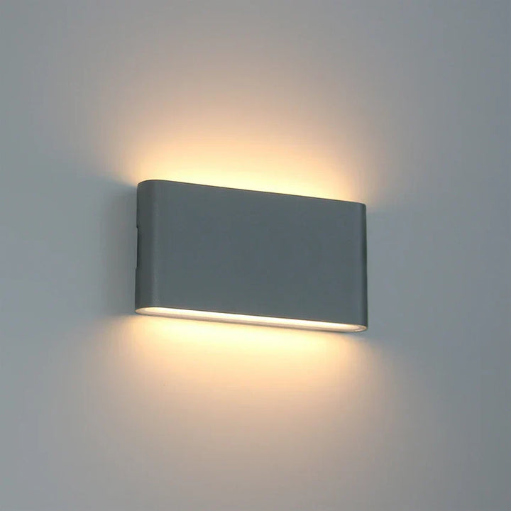 Weatherproof LED wall light, Robust decorative wall lamp for indoor and outdoor use | Bowlift