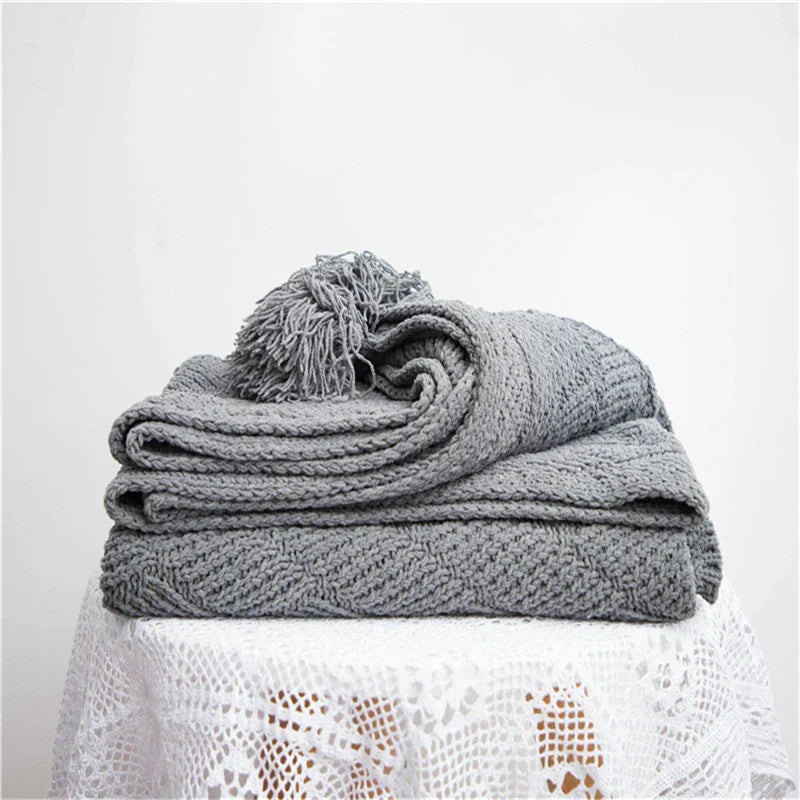 HeartCozy Blanket – Luxe Chenille Blanket with Heart Fringes Bowlift