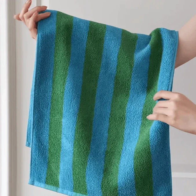 BowLift | Retro Stripes Towel (Chunky)