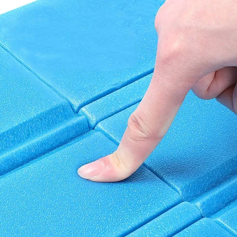 BowLift | Camping Seat Mat | Ultra Light & Waterproof | Foldable & Insulating | TrekMoll XPE