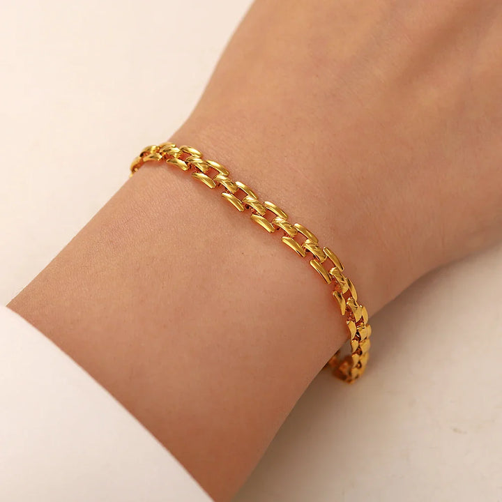 BowLift | 18k Thin Horology Inspired Bracelet