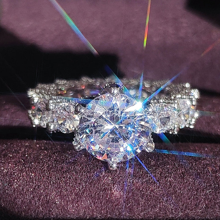 BowLift | Timeless Gift Gem Shiny Silver Ring
