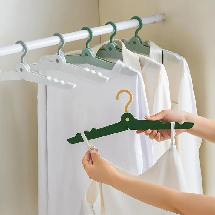 BowLift | Travel Ease Foldable Clothes Hanger