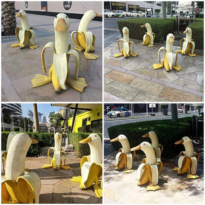BowLift | BananaDuck Decor Figure – Playful Resin Decoration for Indoors or Outdoors