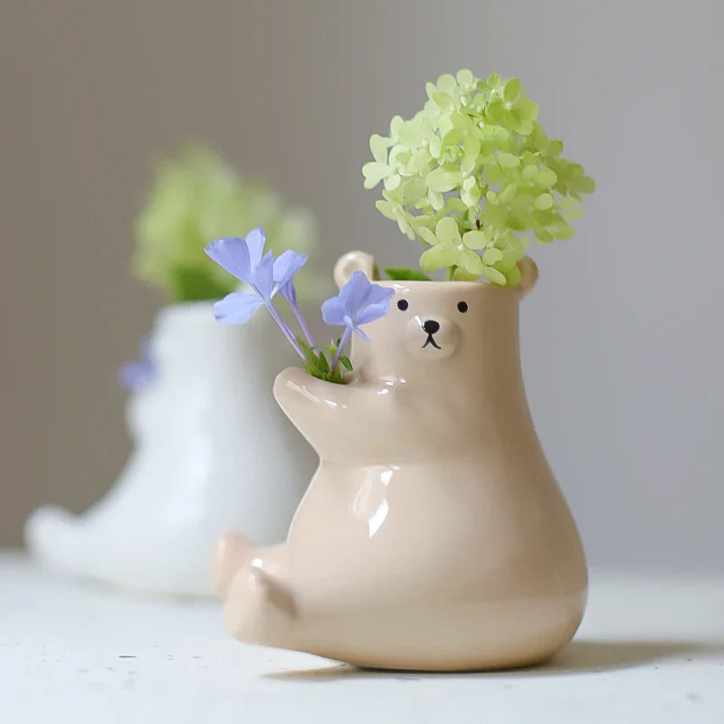 Bear with Flower Vase | Bowlift