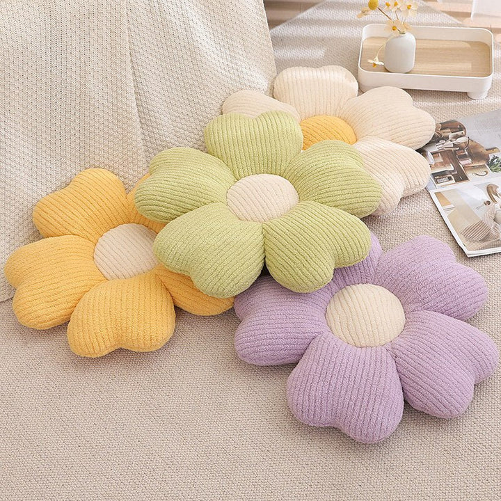 BowLift | Soft Clover Flower Decorative Pillow