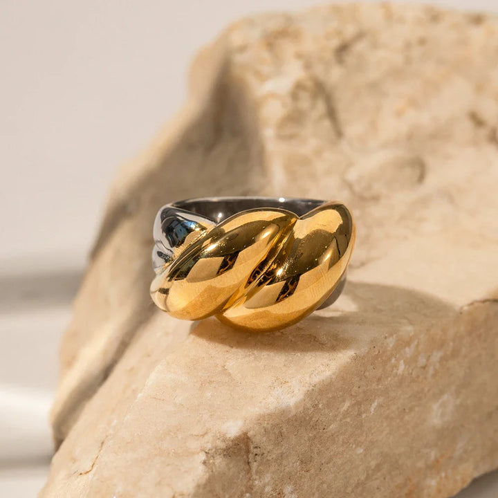 BowLift | Chunky Gold Wrapped Two Tone Ring