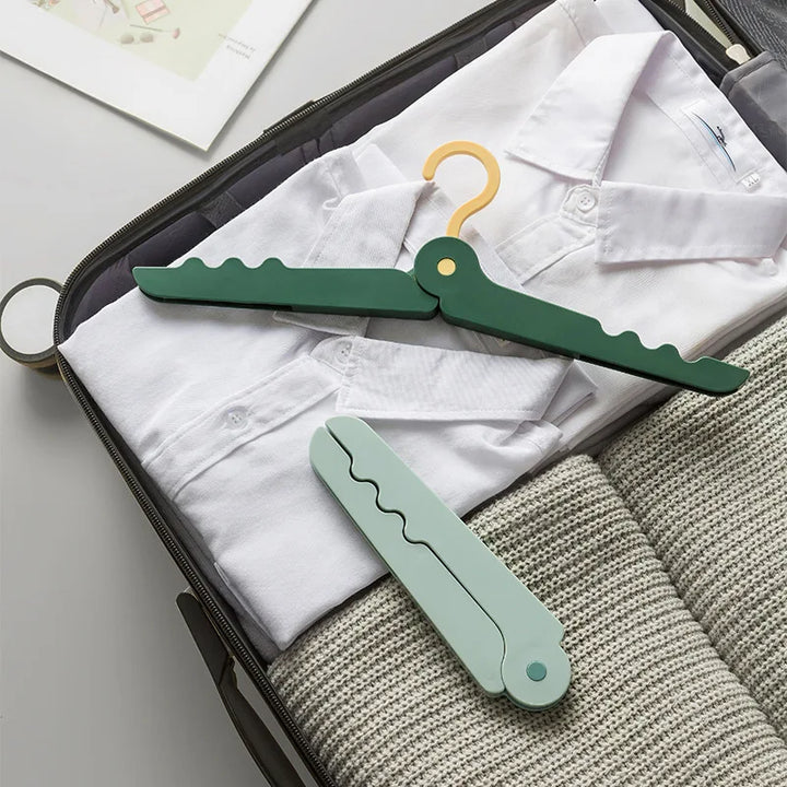 BowLift | Travel Ease Foldable Clothes Hanger