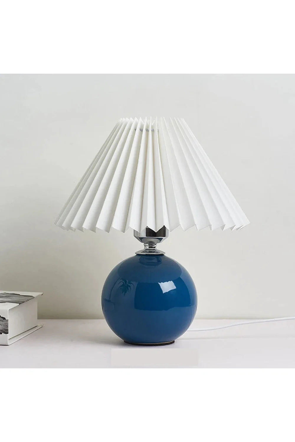 Vintage Folding Table Lamp | Bowlift