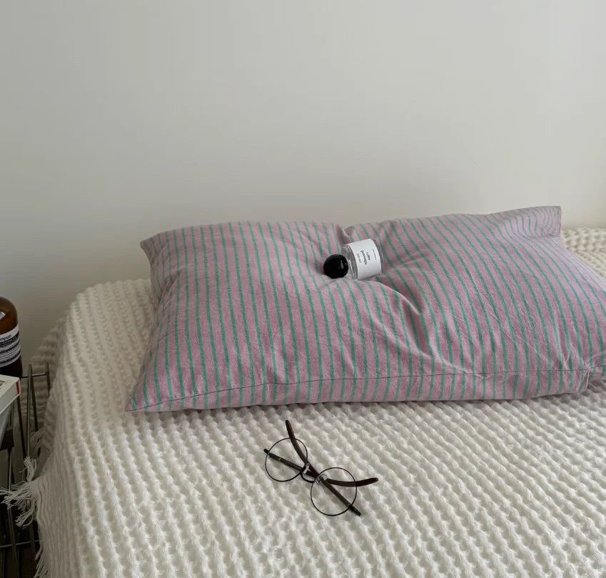 Modern Simple Striped Pillowcase | Bowlift