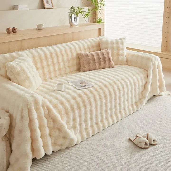 BowLift | Plush Throw for a Cozy Interior