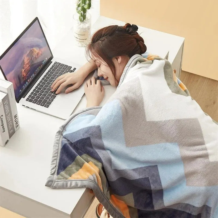 Extra Soft Thickened Flannel Blanket – Cozy Nap & Air Conditioning Throw | Bowlift