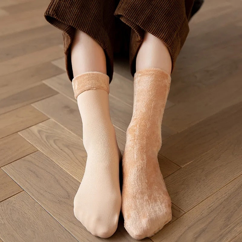 BowLift | Thermal Touch Winter Warm Solid Thick Socks