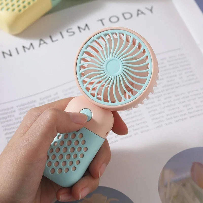 BowLift | BriseBär Mini Hand Fan | Portable & Rechargeable | Quiet & Fragrance Function | Pastel Colors
