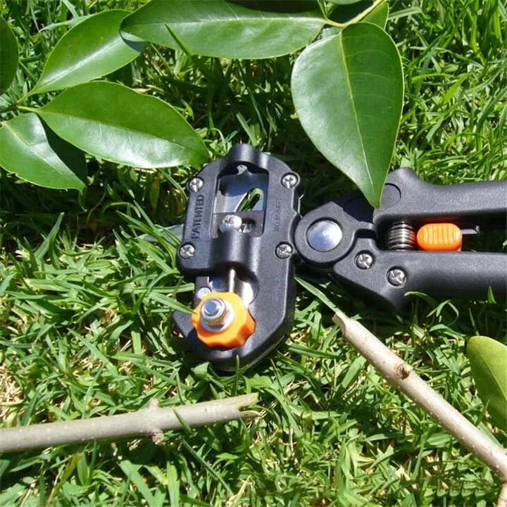 BowLift | Ergonomic tool for grafting & cutting