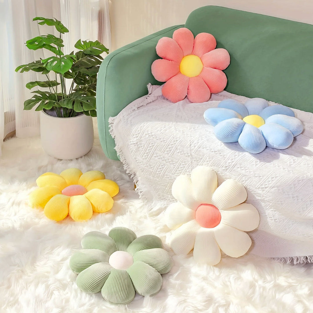 Daisy Plush Cushion | Bowlift