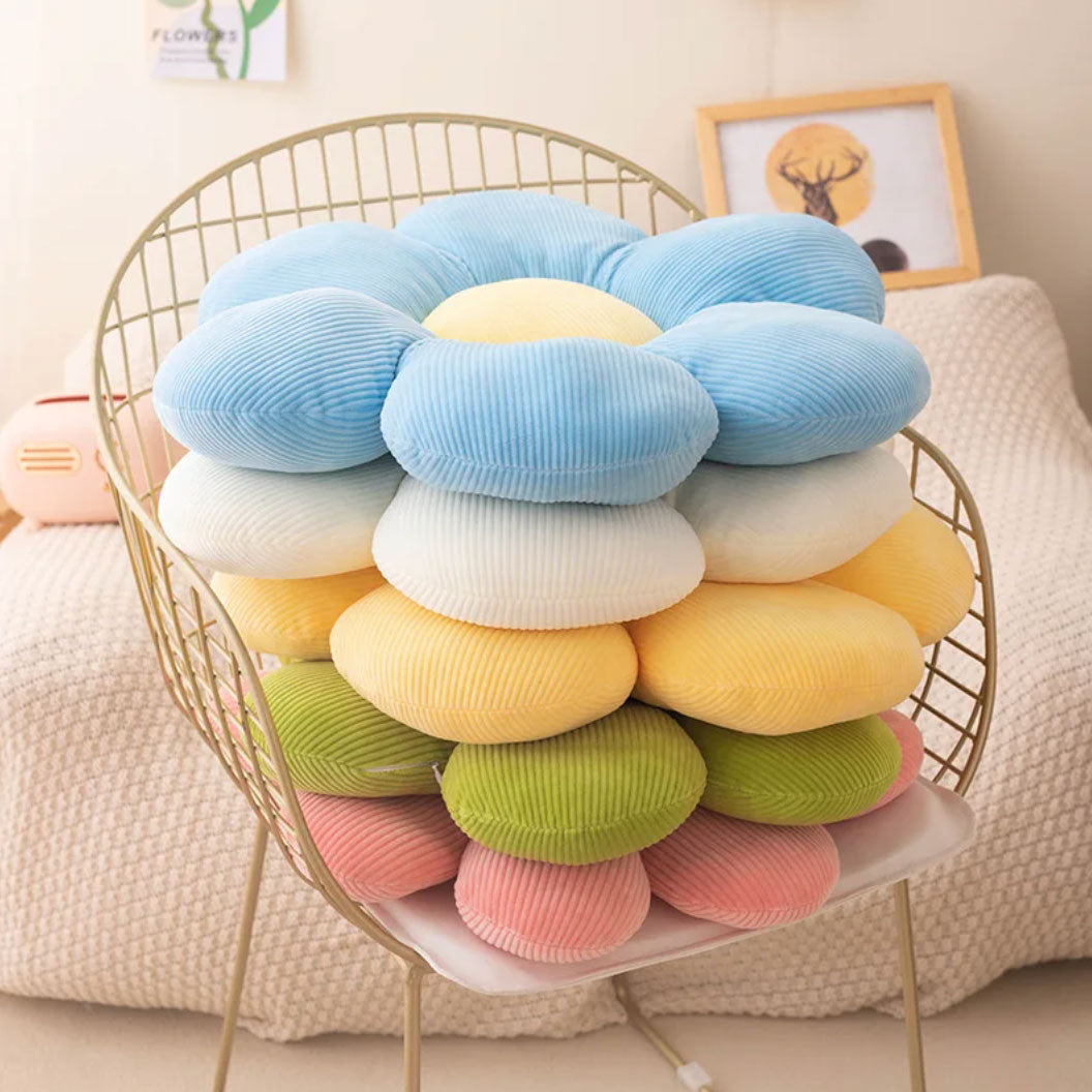Daisy Plush Cushion | Bowlift