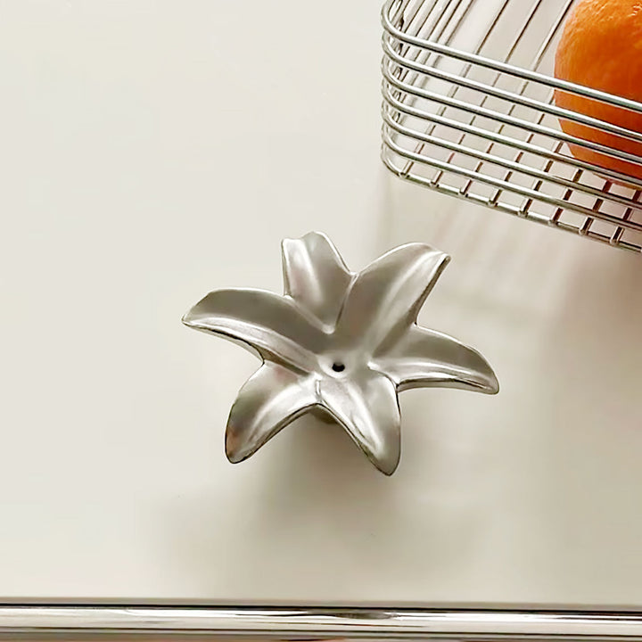 Handmade 3D Glass Ceramic Lily Incense Holder | Bowlift