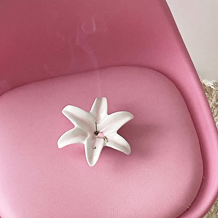 Handmade 3D Glass Ceramic Lily Incense Holder | Bowlift