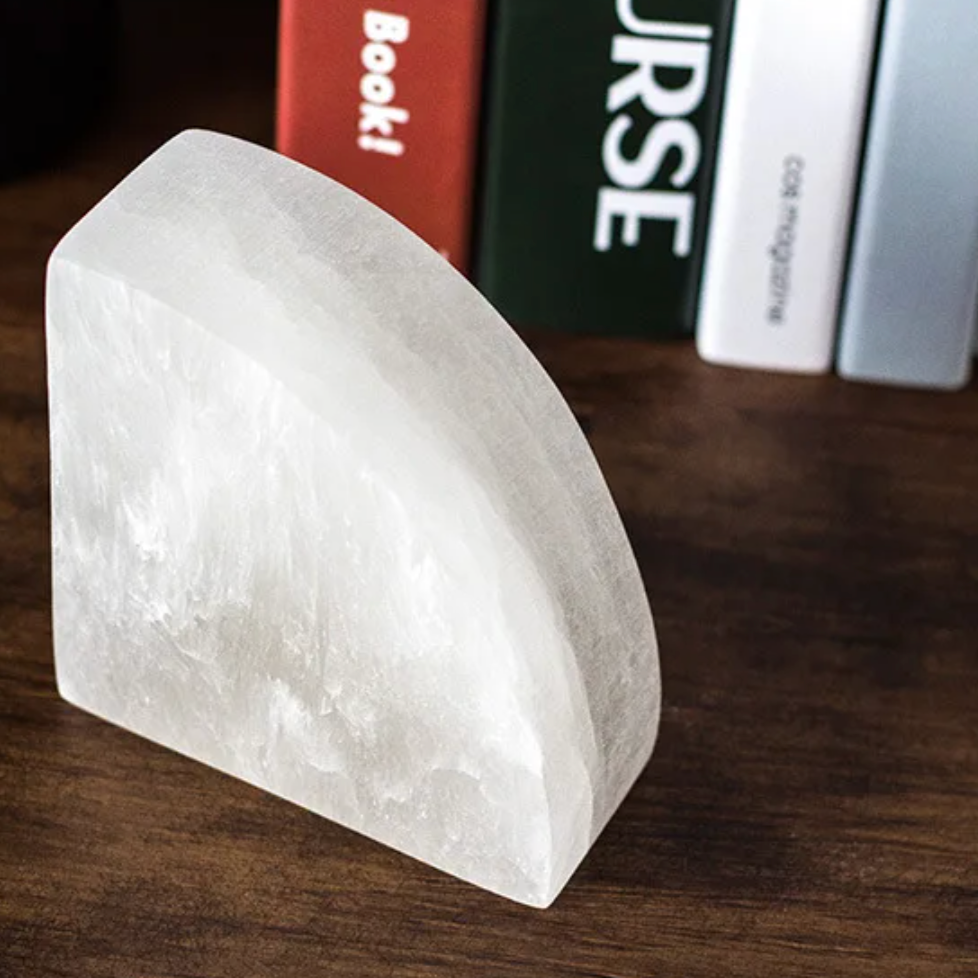 BowLift | Onyxa White Onyx Bookend | Elegant Design | 1-piece | Luxurious Decor & Functionality